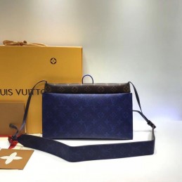 Replica Louis Vuitton Runaway Pochette